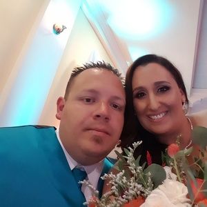 Meet your Posher, Elaine